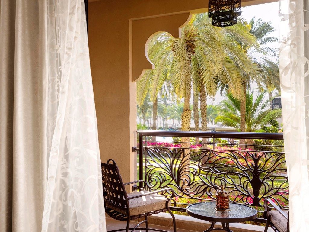 rooms-arabian-court-deluxe-room