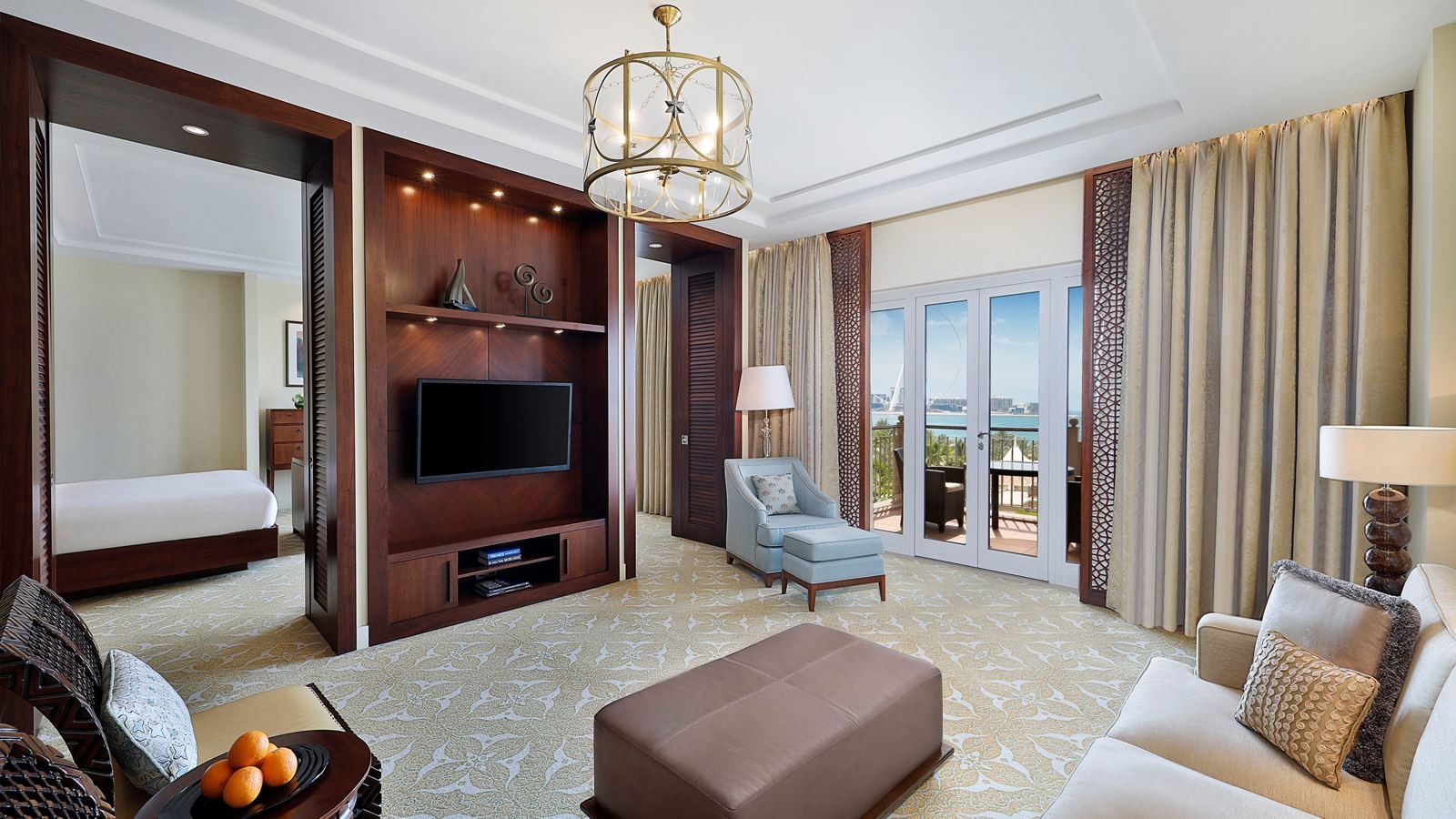 rooms-one-bedroom-club-suite