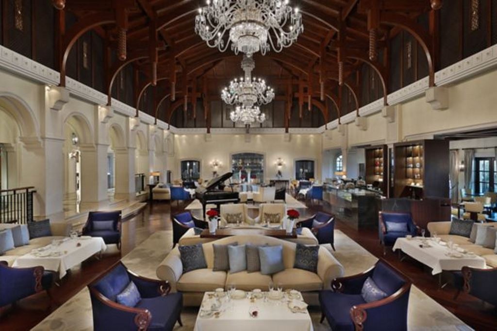 restaurants-the-lobby-lounge