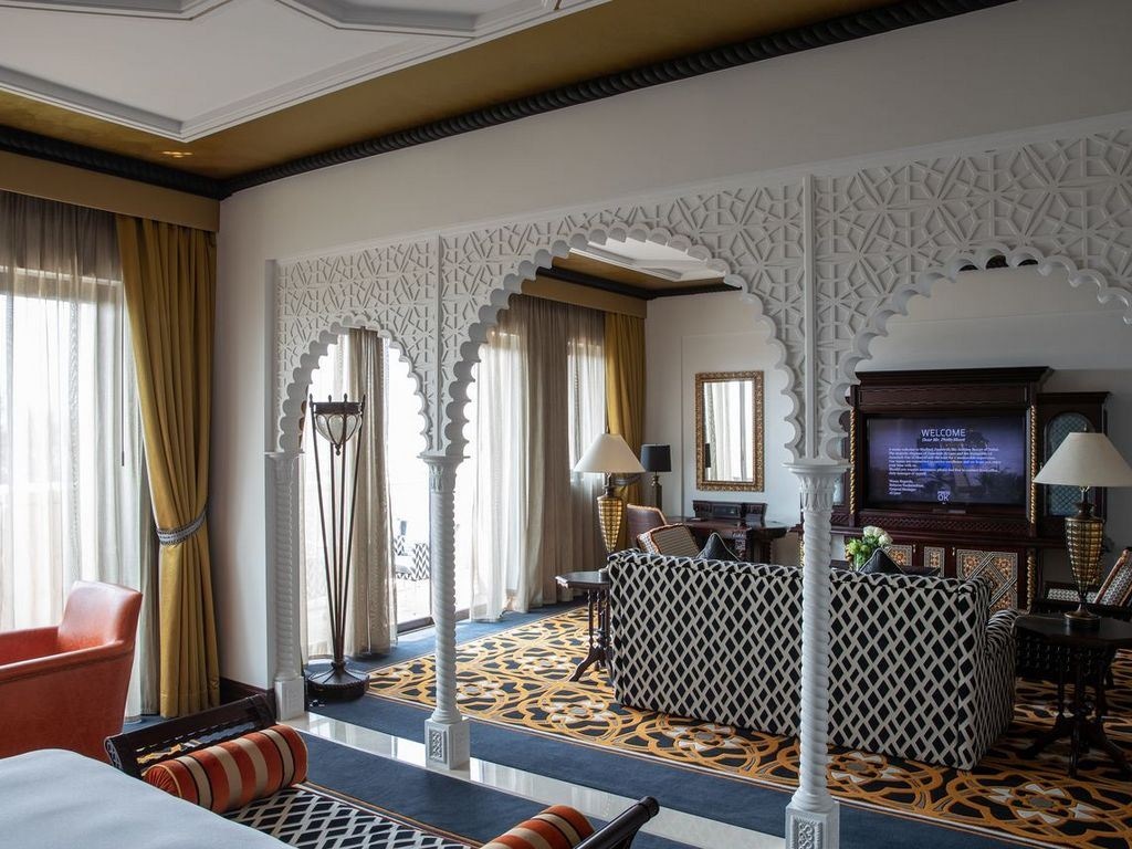 rooms-junior-ocean-suite