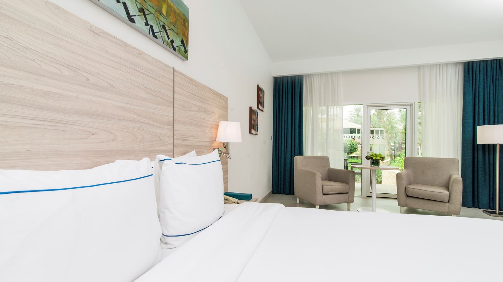 rooms-deluxe-resort-garden