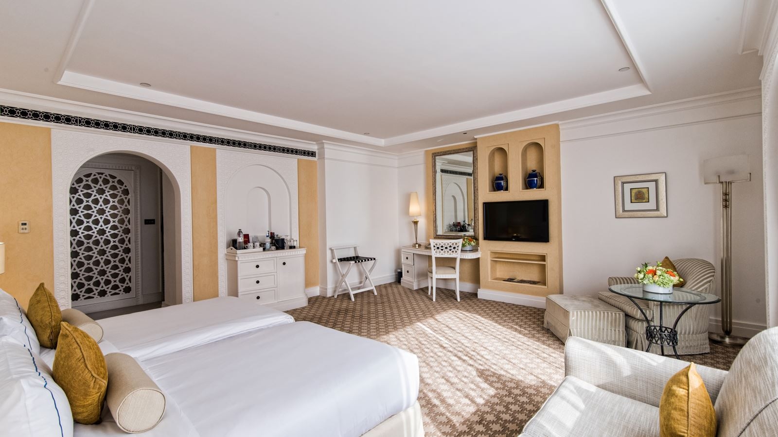 rooms-tower-family-room