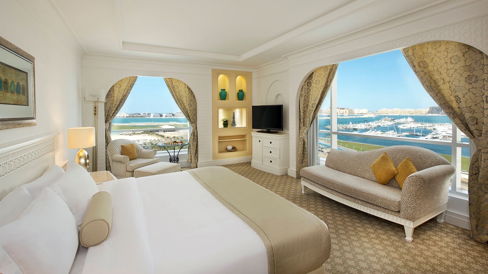 rooms-club-oceanfront