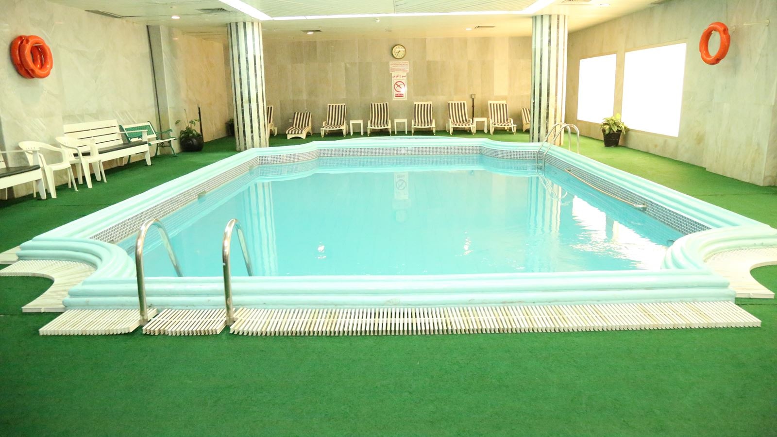 pools-indoor-pool