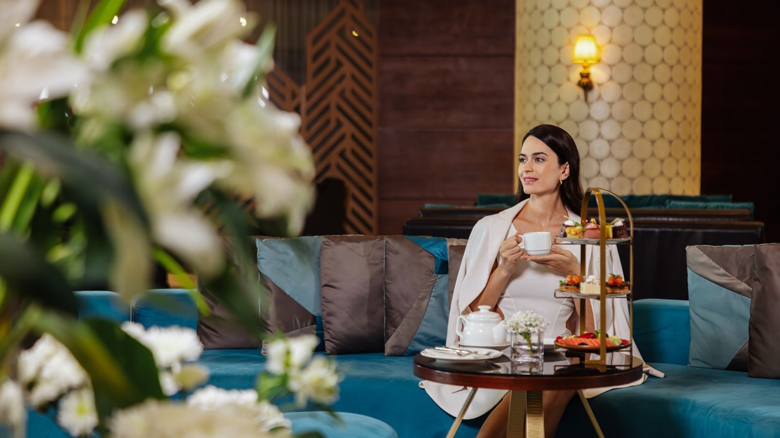 bars-spectrum-lobby-lounge