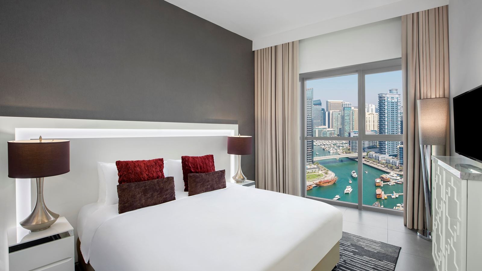 rooms-one-bedroom-suite