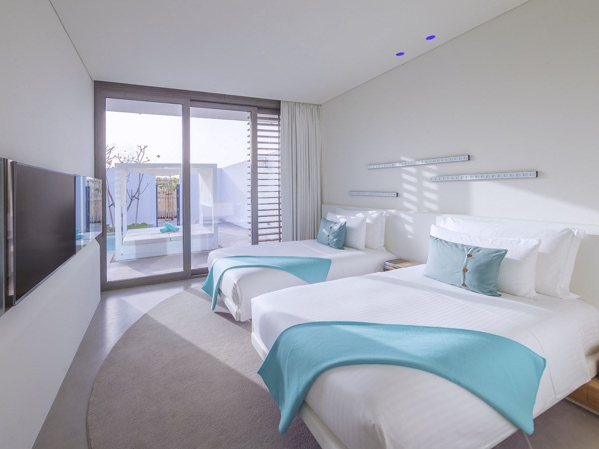 rooms-one-bedroom-beach-villa