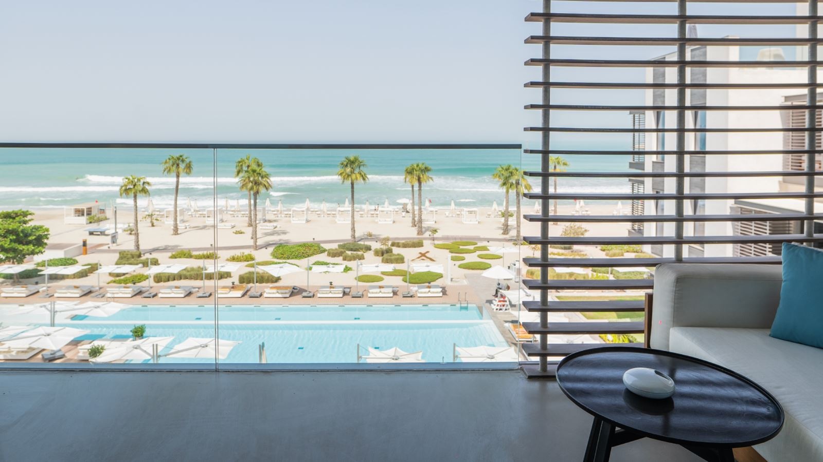 rooms-covet-room-sea-view