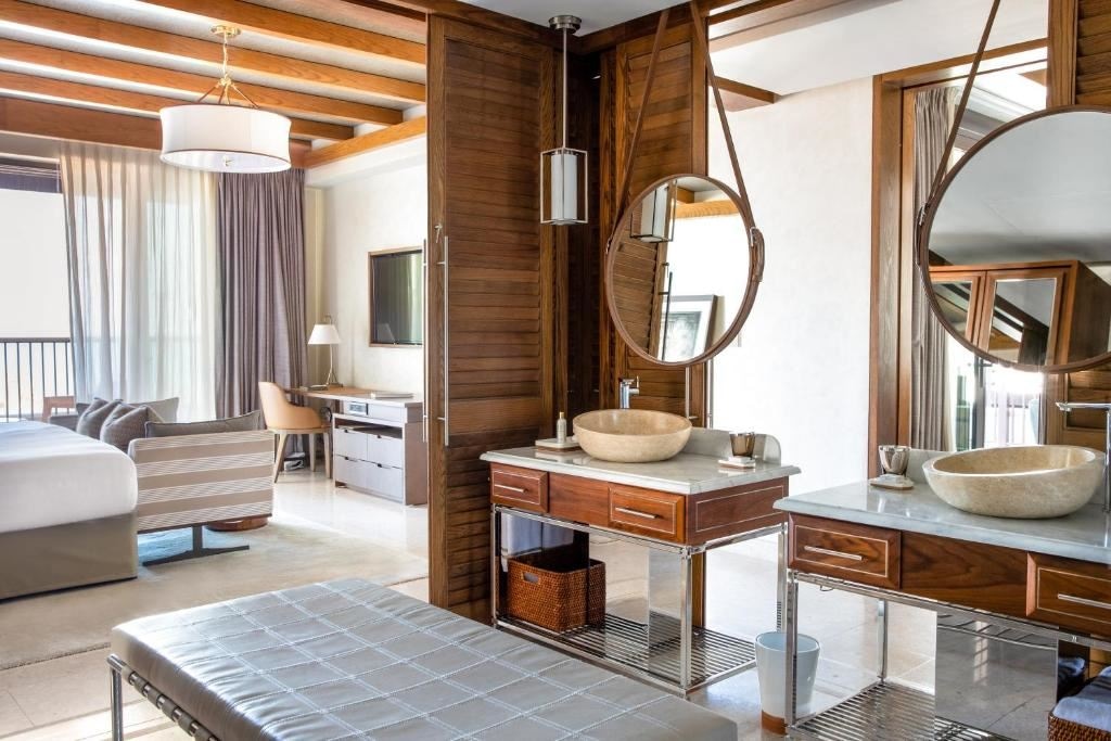 rooms-one-bedroom-resort-suite