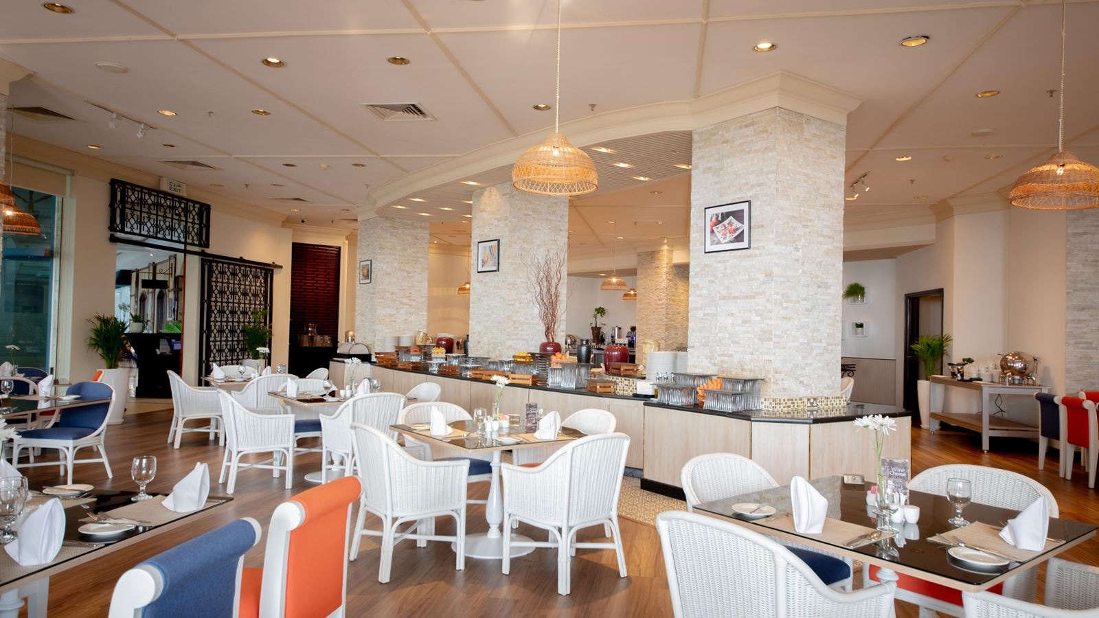 restaurants-cafe-naseem