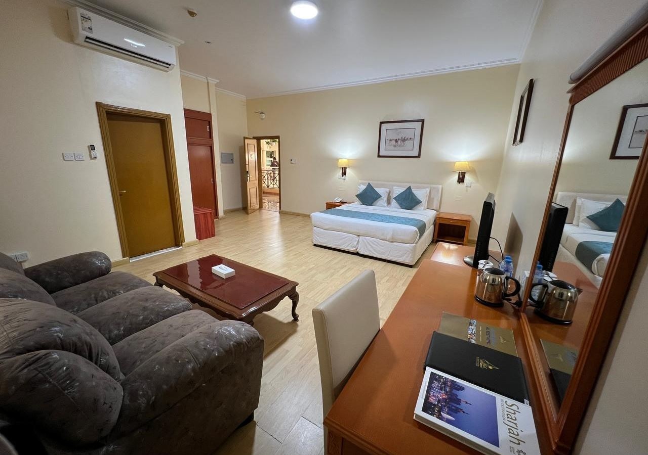 rooms-superior-room