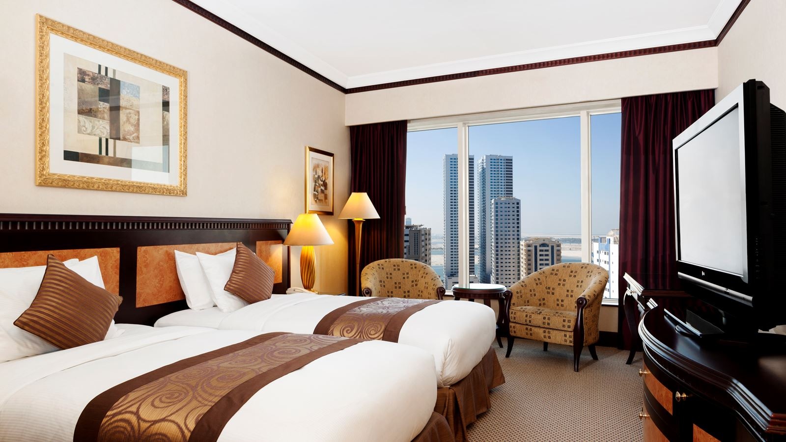 rooms-superior-twin-room-city-view