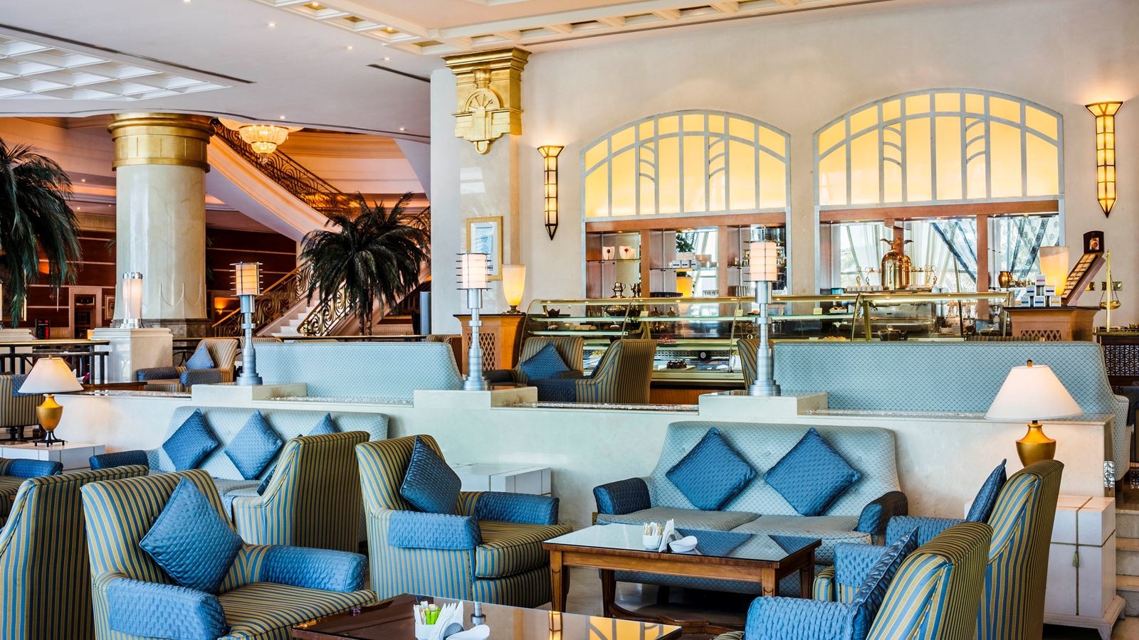 restaurants-al-dallah-lounge