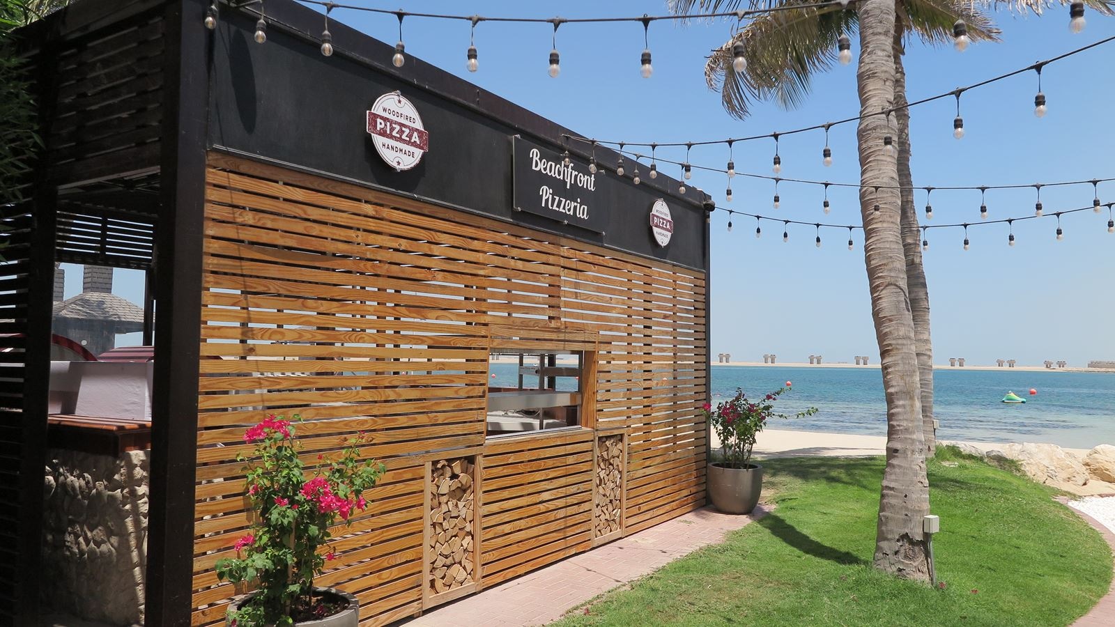 restaurants-captains-bar