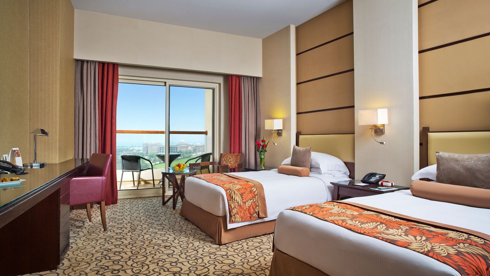 rooms-guest-room-with-kitchenette-and-balcony