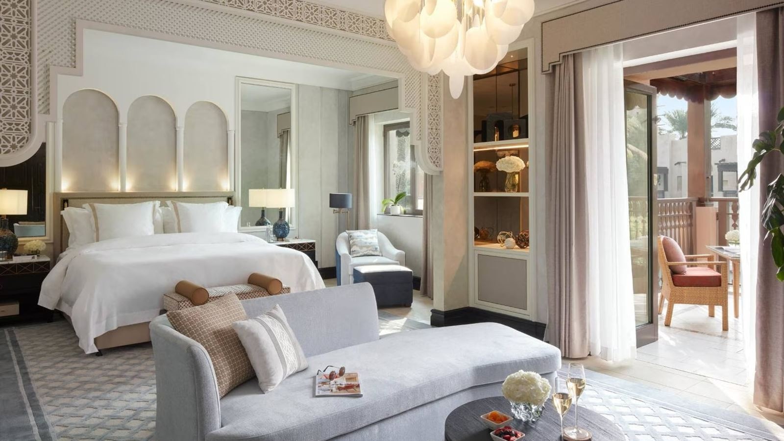 rooms-arabian-summerhouse-superior-suite