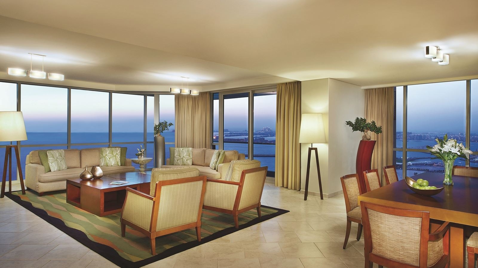 rooms-4-bedroom-deluxe-apartment