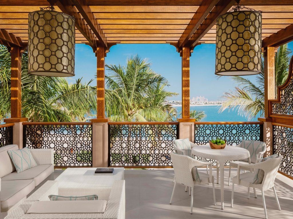 rooms-palm-beach-executive-suite