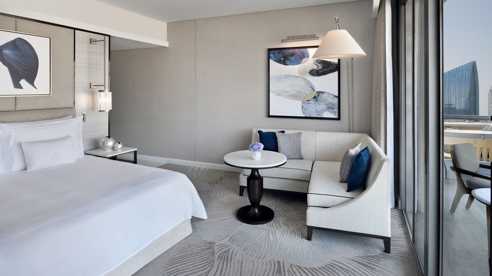 rooms-premier-fountain-view-room