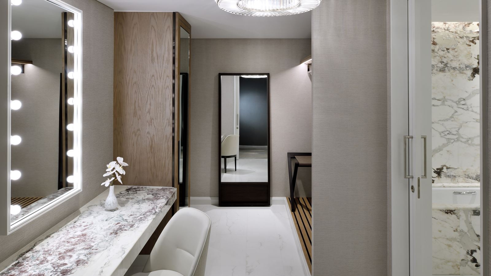 rooms-executive-suite