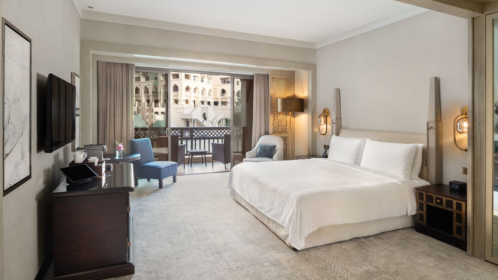 rooms-deluxe-lake-view-room