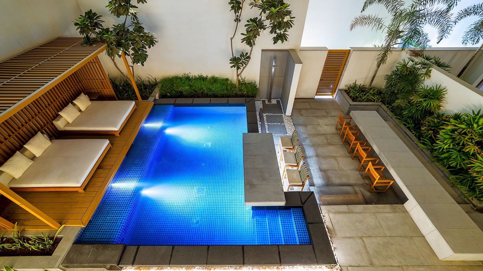 rooms-4-bed-|-duplex-wpool