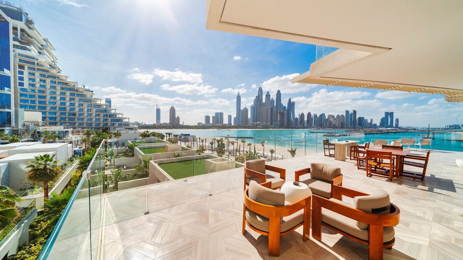 rooms-4-bed-|-xl-terrace--pool-suite