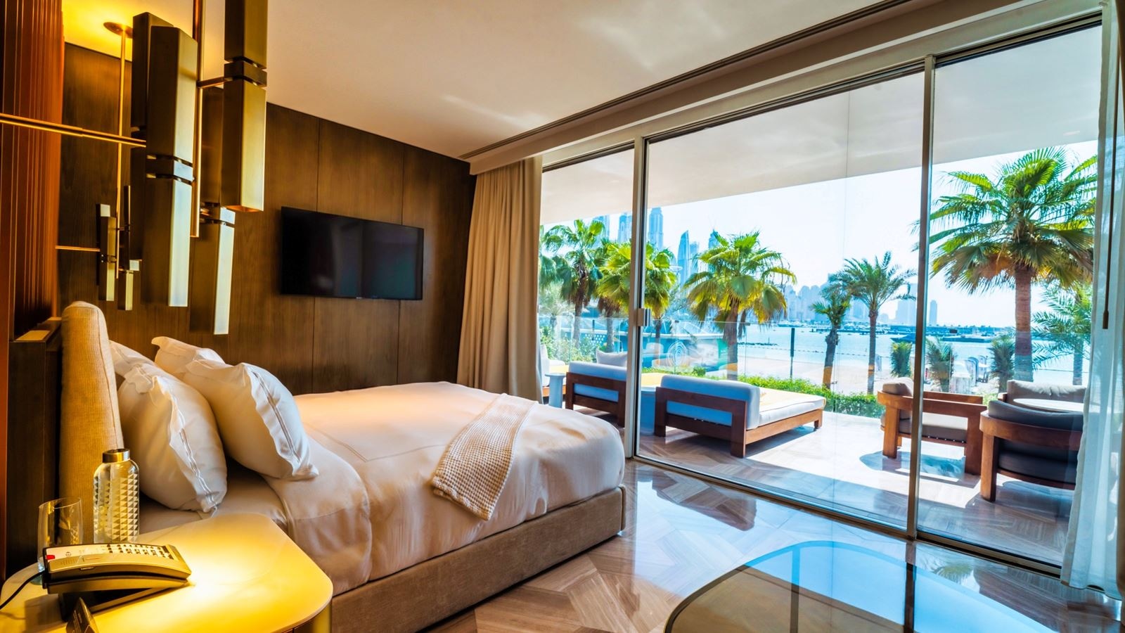 rooms-5-bed-|-beach-villa-wpool