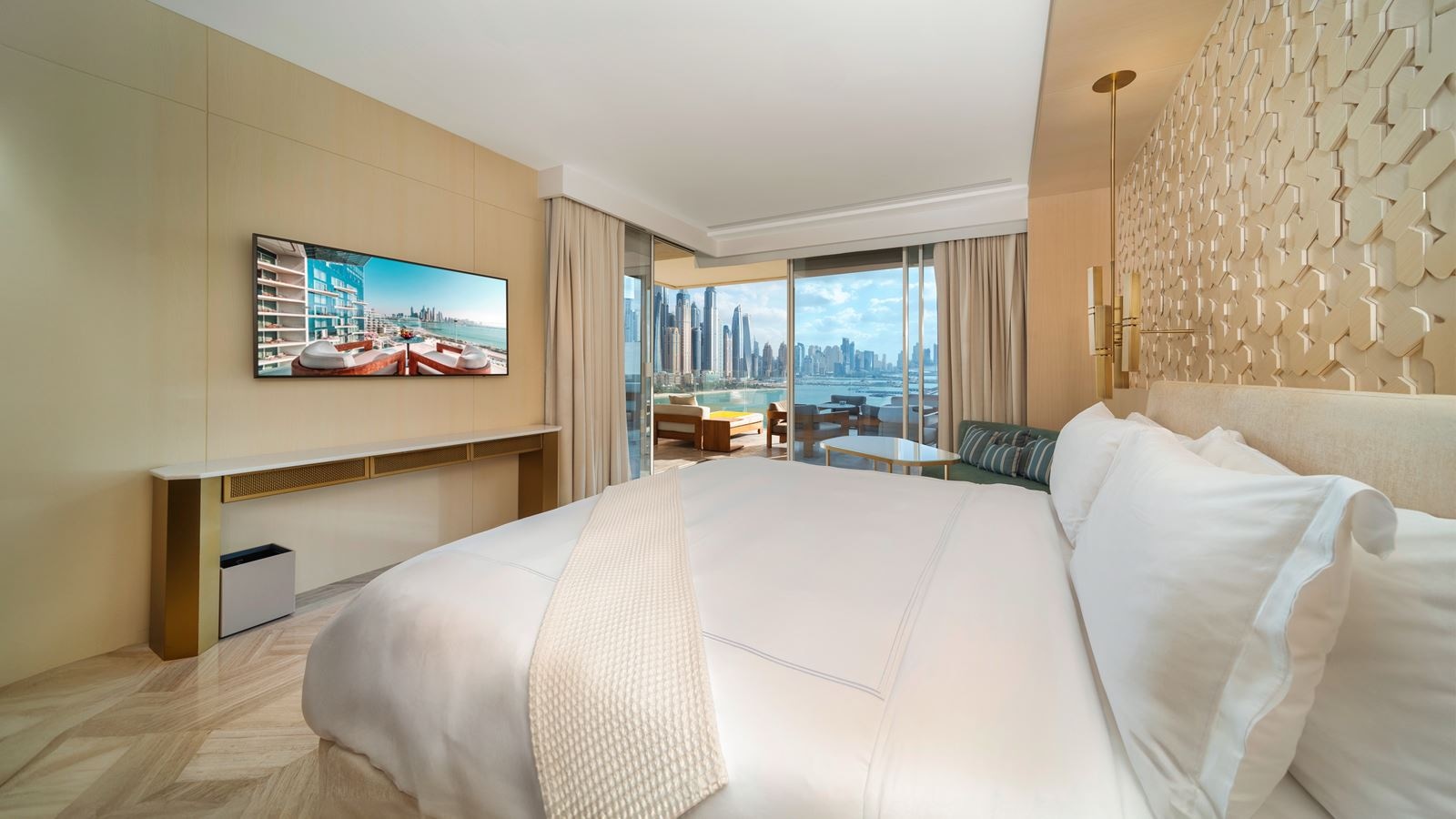 rooms-2-bed-|-penthouse-wpool