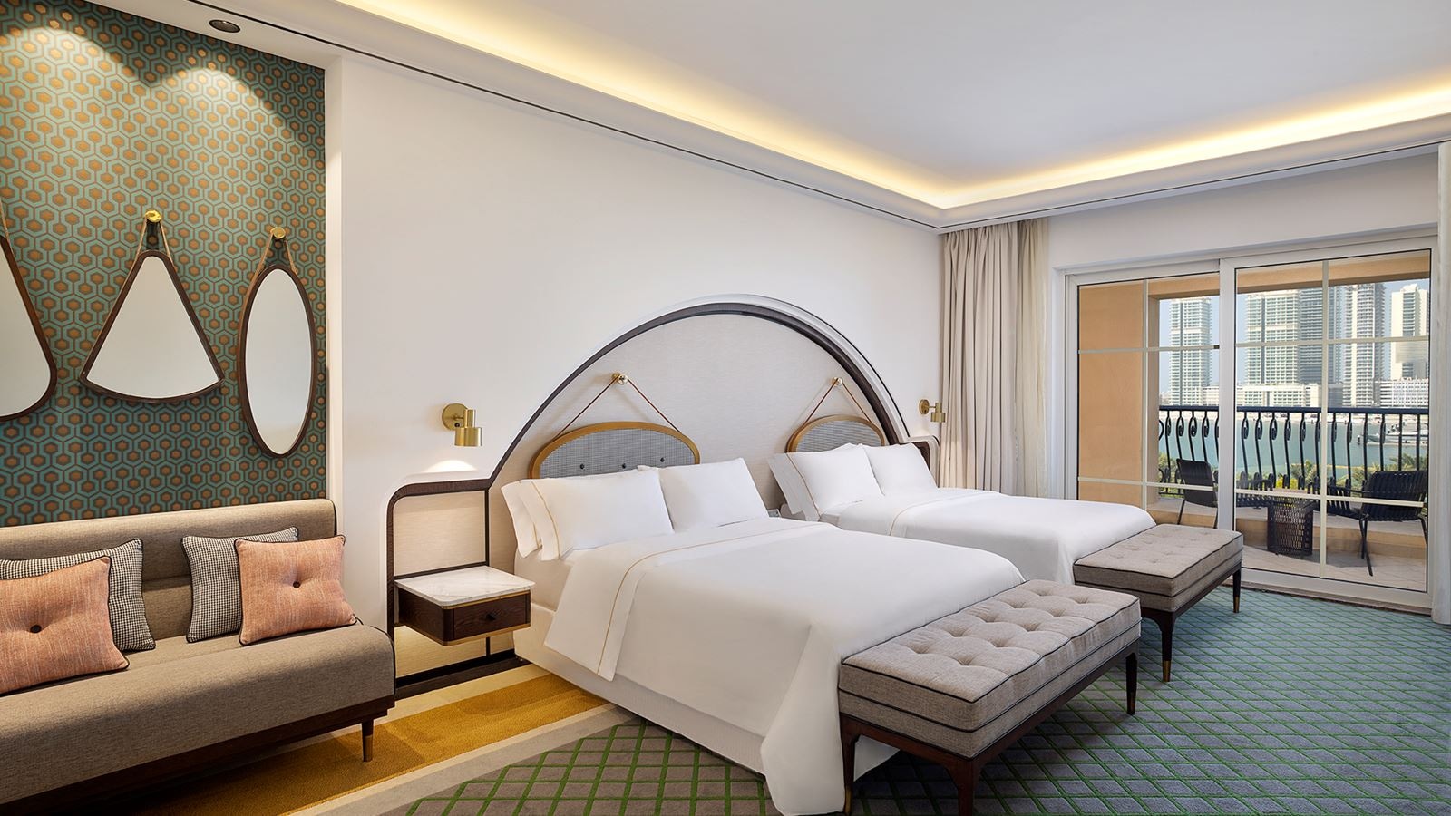 rooms-westin-club-room-sea-view