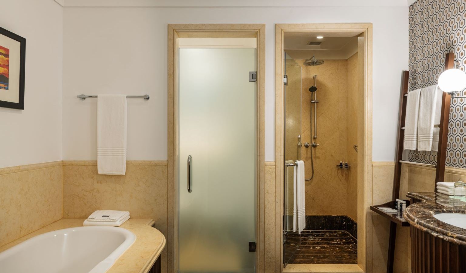 rooms-westin-club-room-sea-view