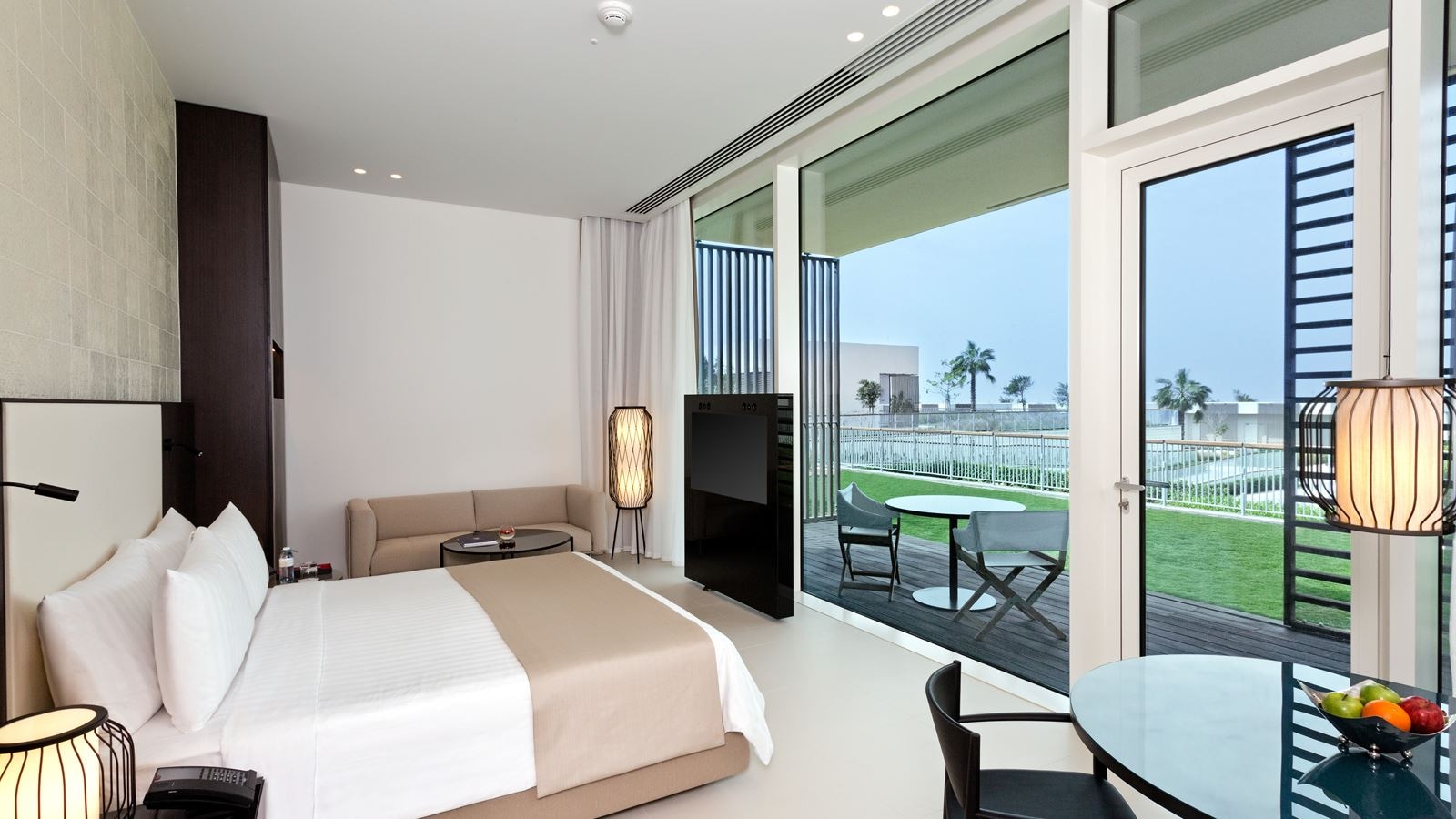 rooms-premium-one-bedroom--garden-villa-with-private--pool