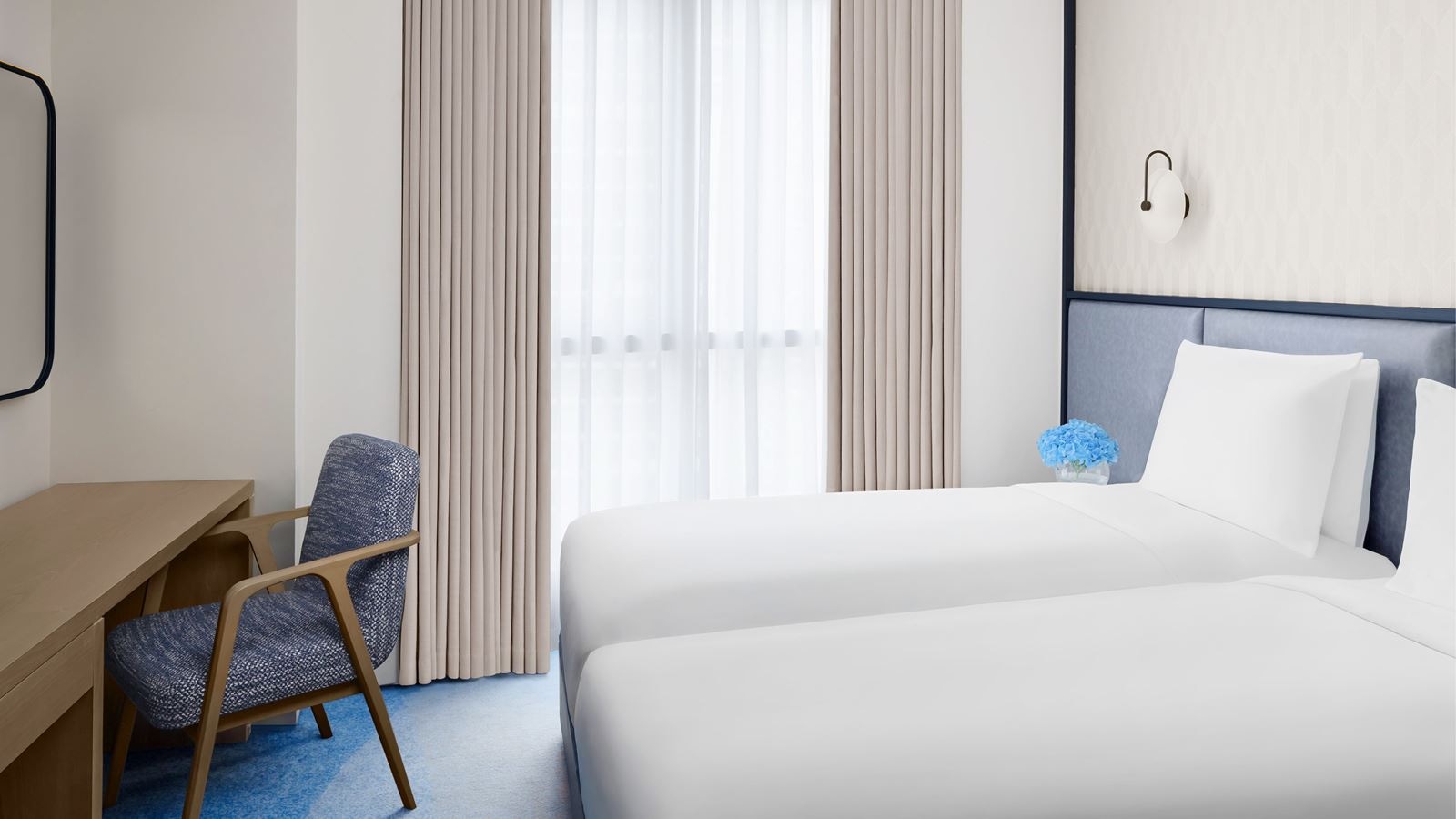 rooms-two-bedroom-residence-with-balcony