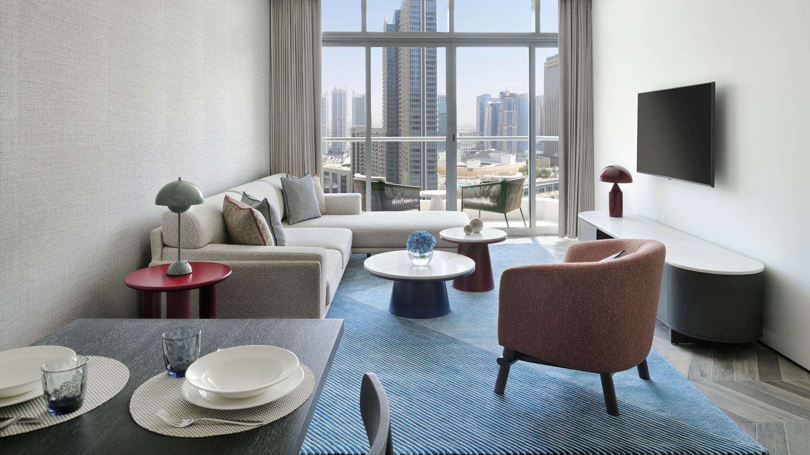 rooms-three-bedroom-residence-with-balcony-and-marina-view