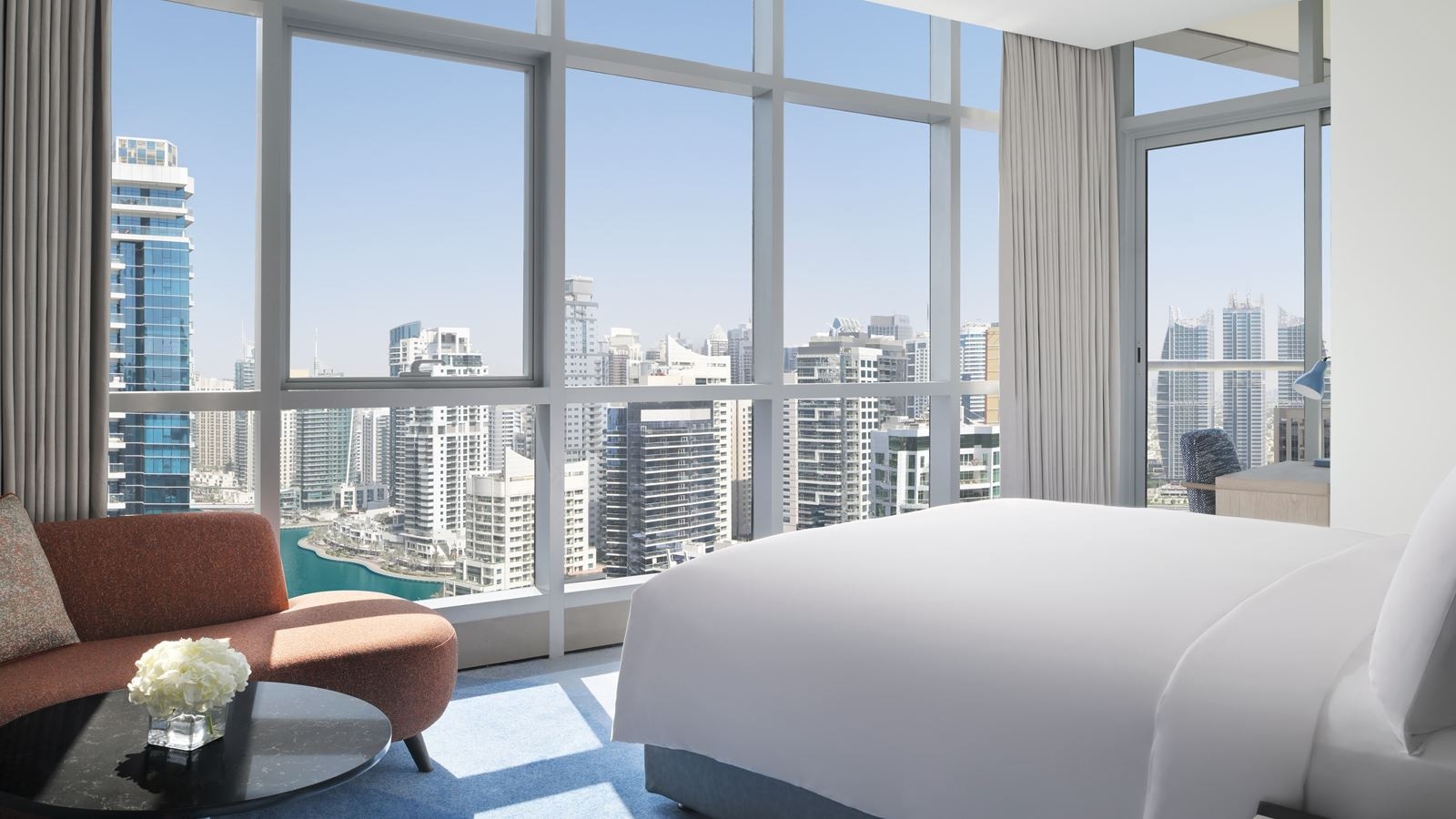 rooms-studio-king-with-balcony-marina-view