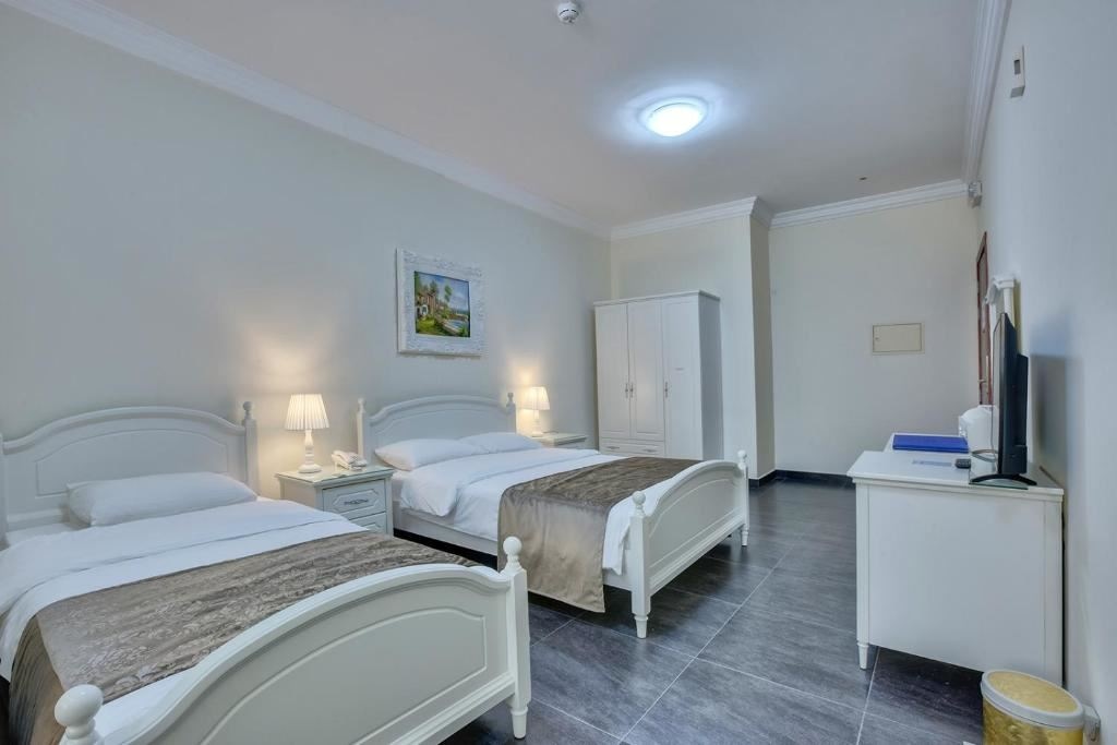 rooms-triple-room