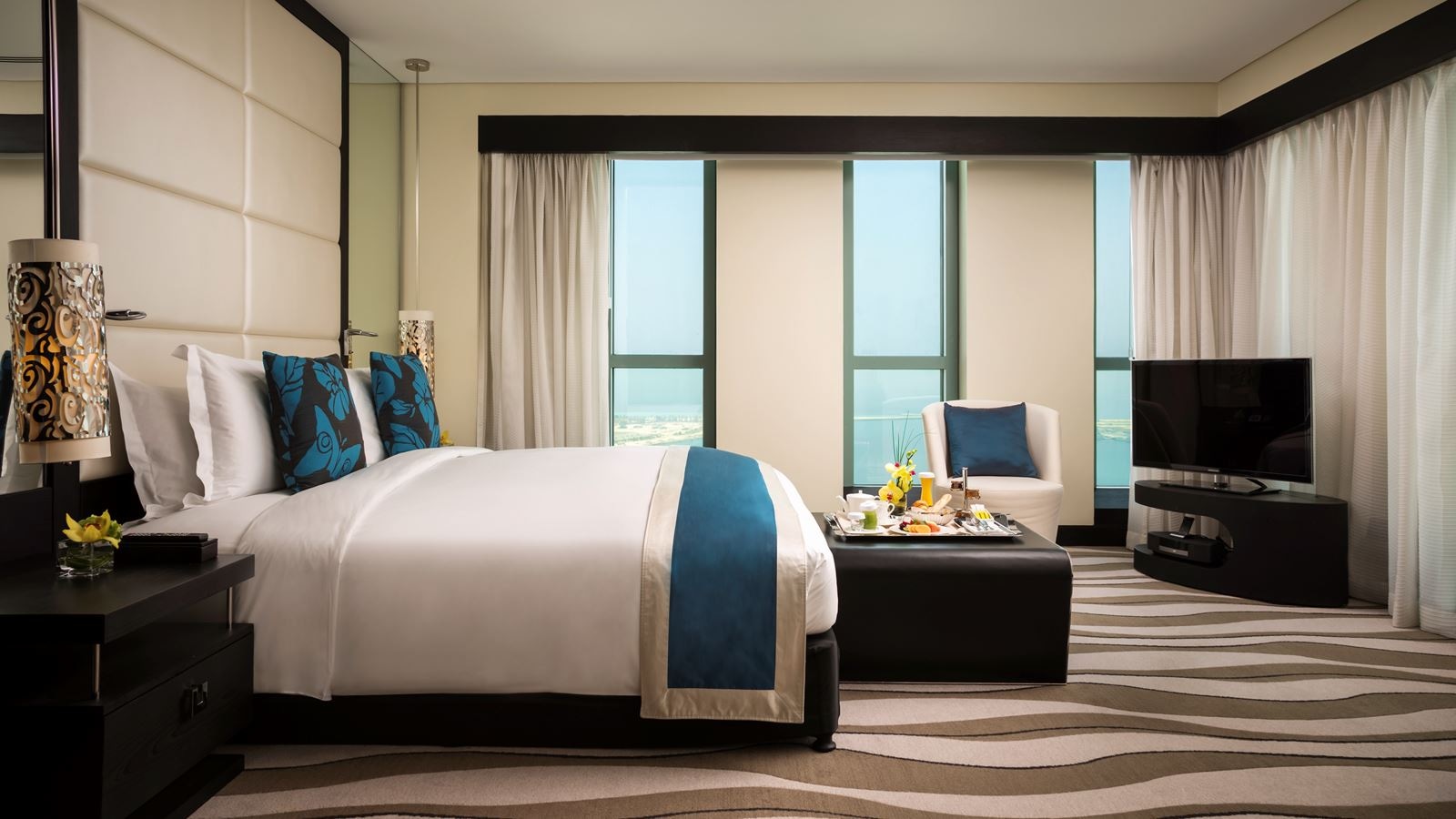 rooms-opera-suite-king