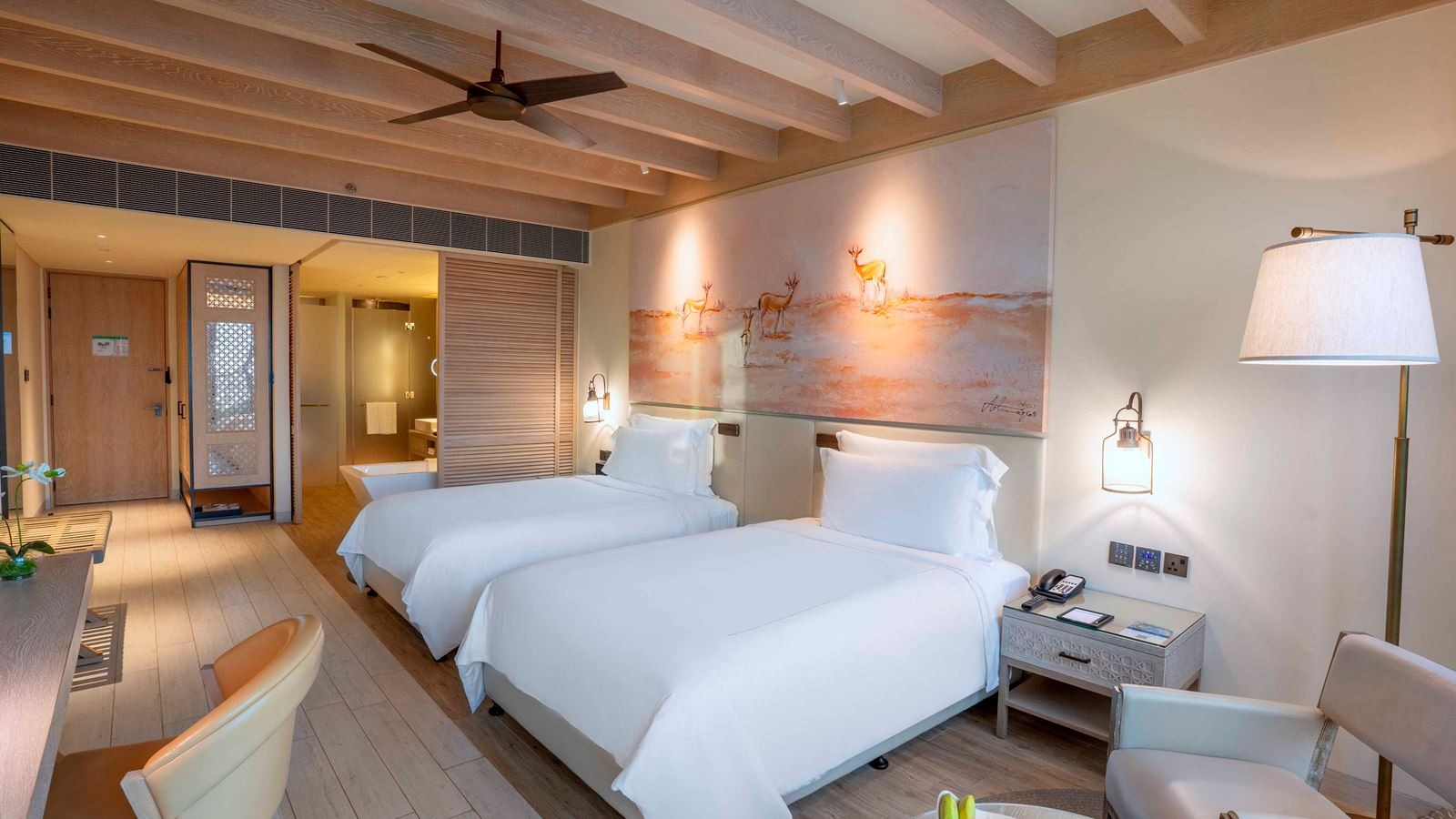 rooms-club-rotana-sea-view-with-balcony