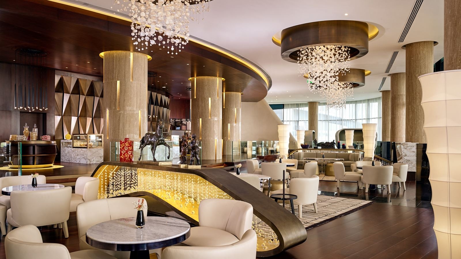 restaurants-pearl-lounge