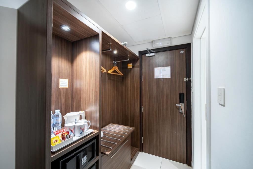 rooms-standard-room-triple