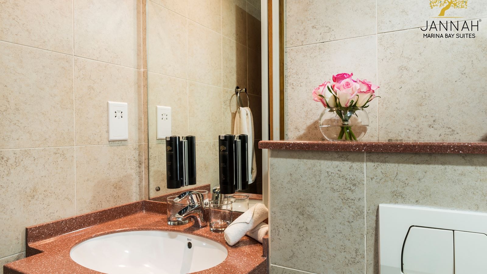 rooms-jannah-deluxe-studio-city-view