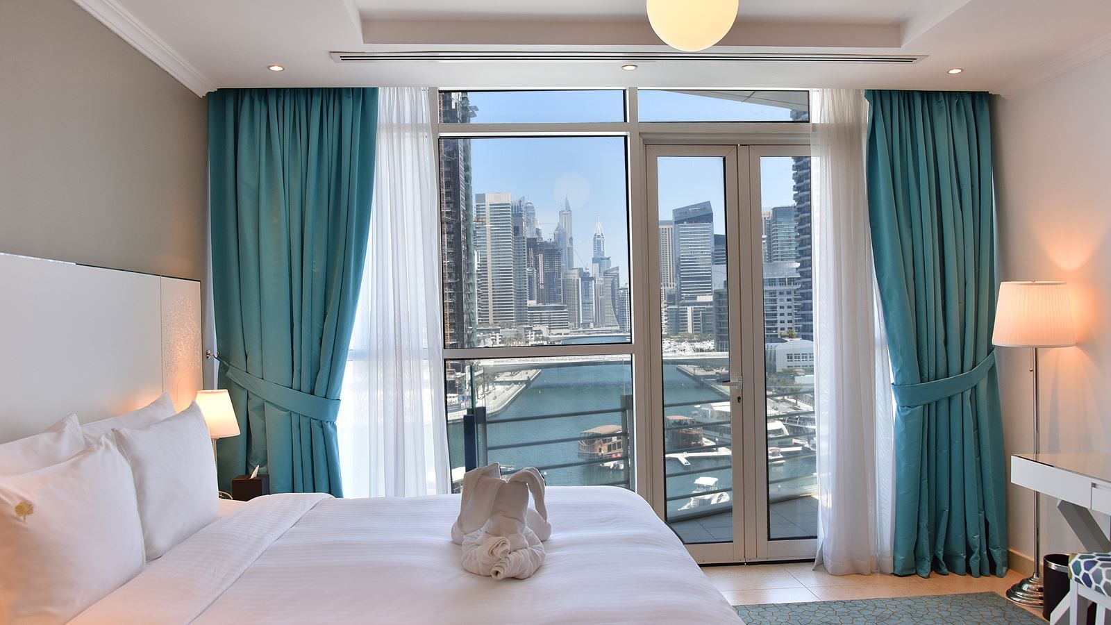 rooms-jannah-deluxe-studio-marina-view