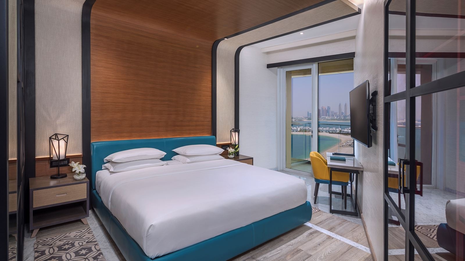 rooms-junior-suite-with-balcony