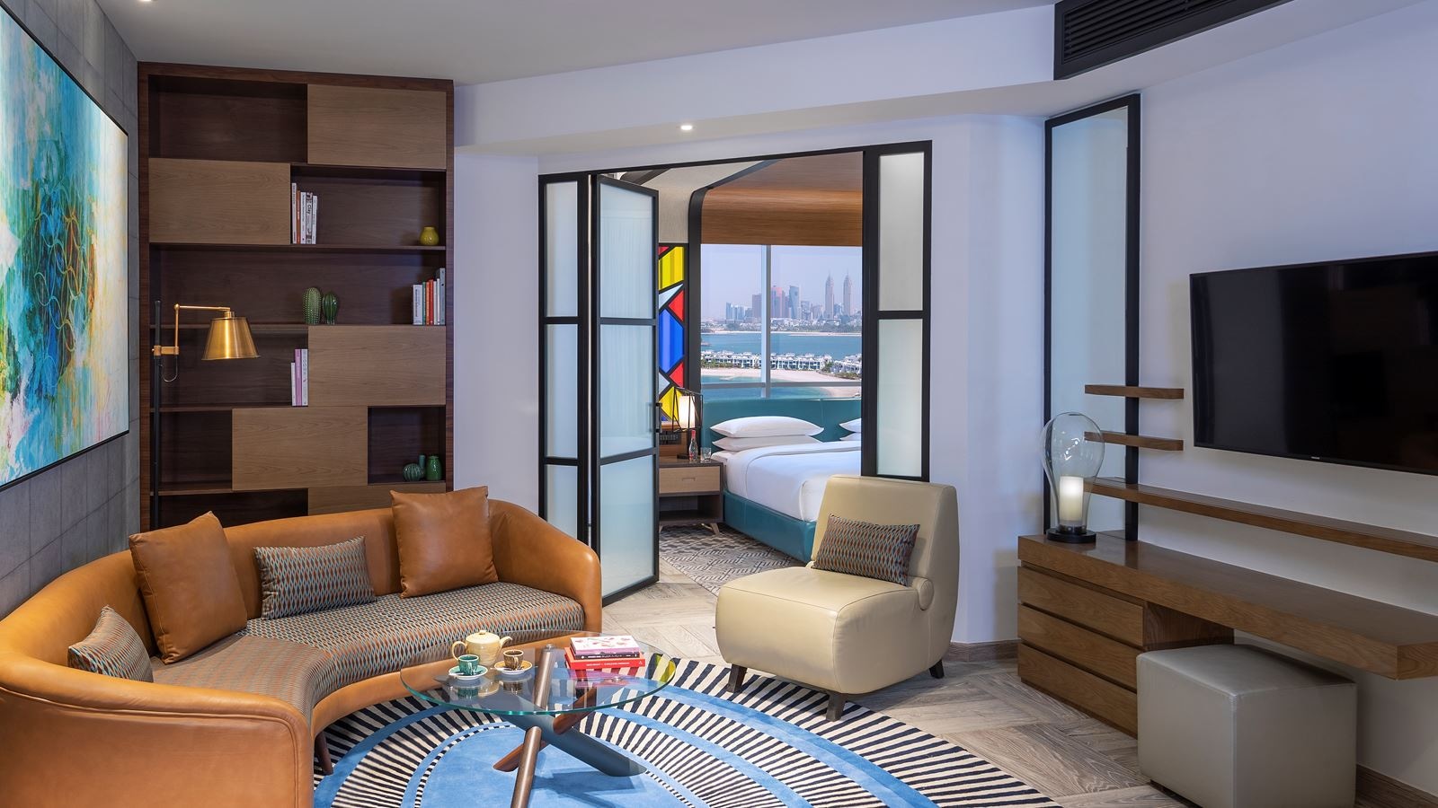 rooms-andaz-suite-with-balcony