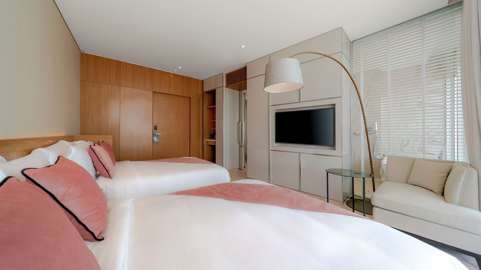 rooms-superior-double-room