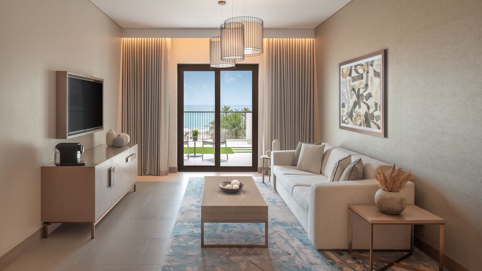 rooms-executive-suite-ocean-view