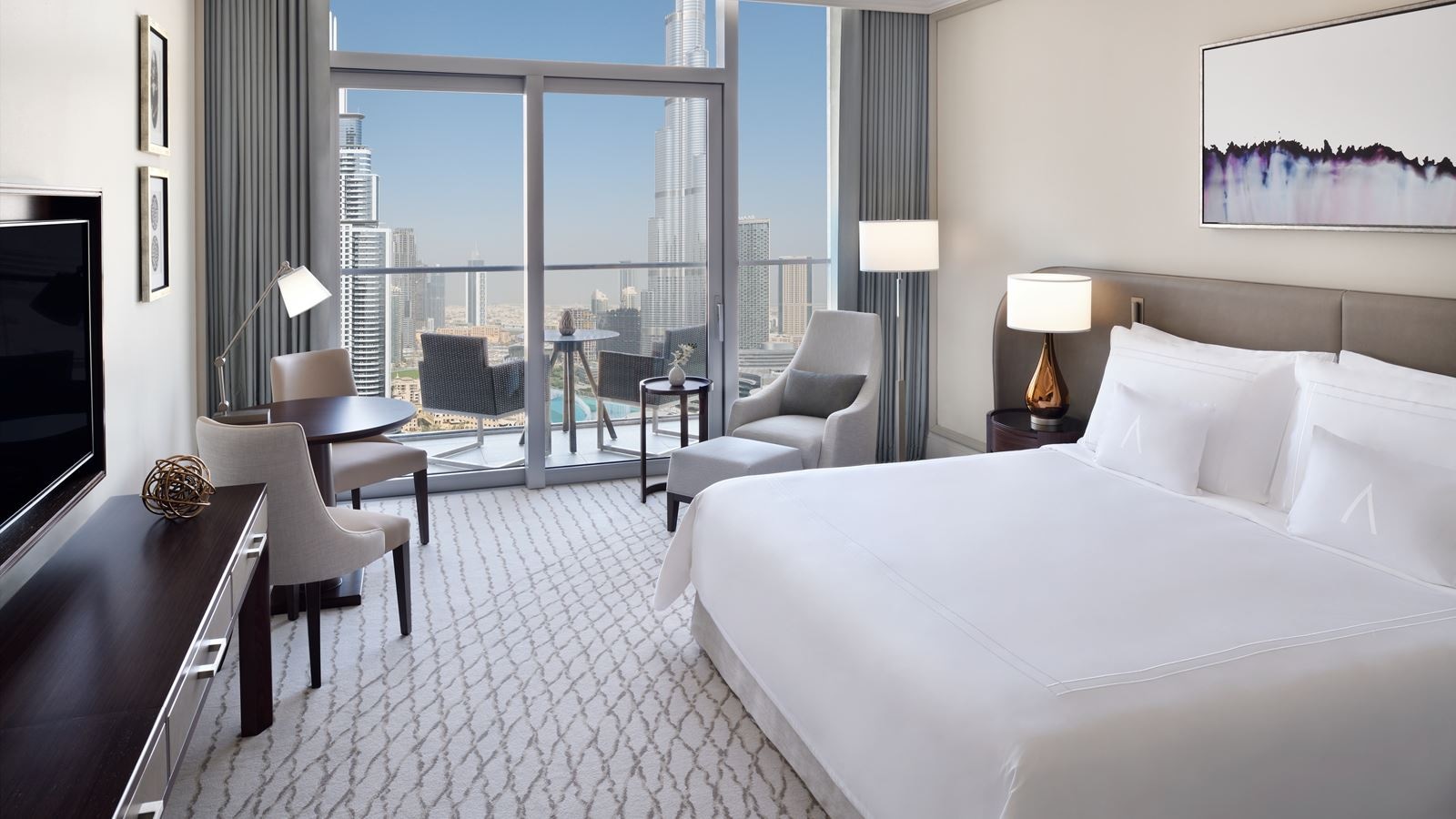 rooms-club-burj-khalifa-and-fountain-view