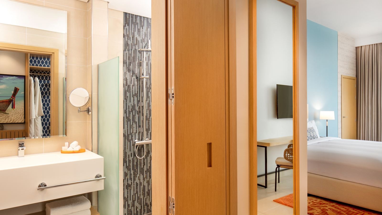 rooms-mirage-superior-room-sea-view-w-bunk-beds