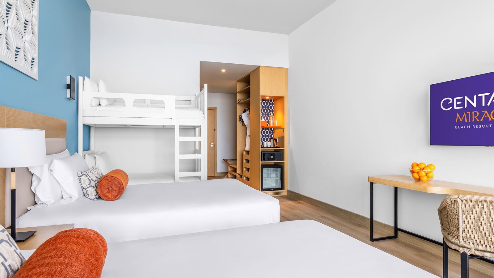 rooms-mirage-family-room-with-bunk-beds
