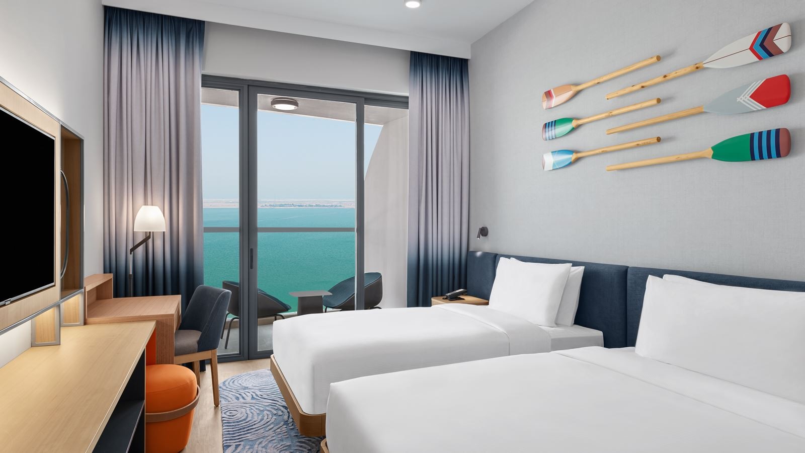 rooms-kingqueen-guest-room-sea-view